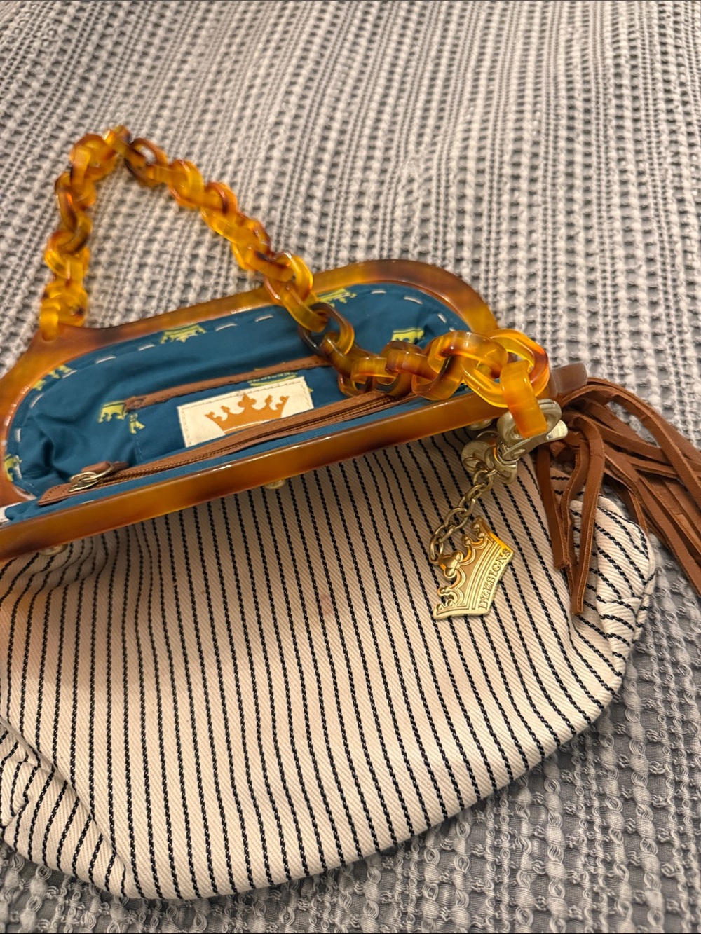 Vintage Deesigns Amber Chain-Handle Women’s Bag with Striped Canvas